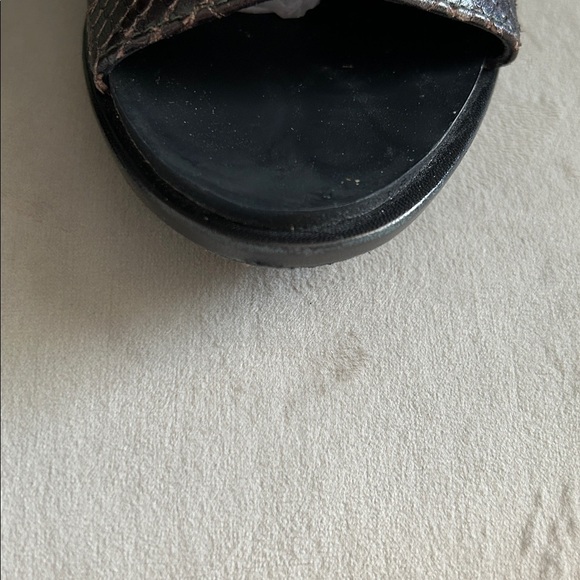 Balenciaga Snakeskin Open Toe Slingback Heels - Picture 7 of 17